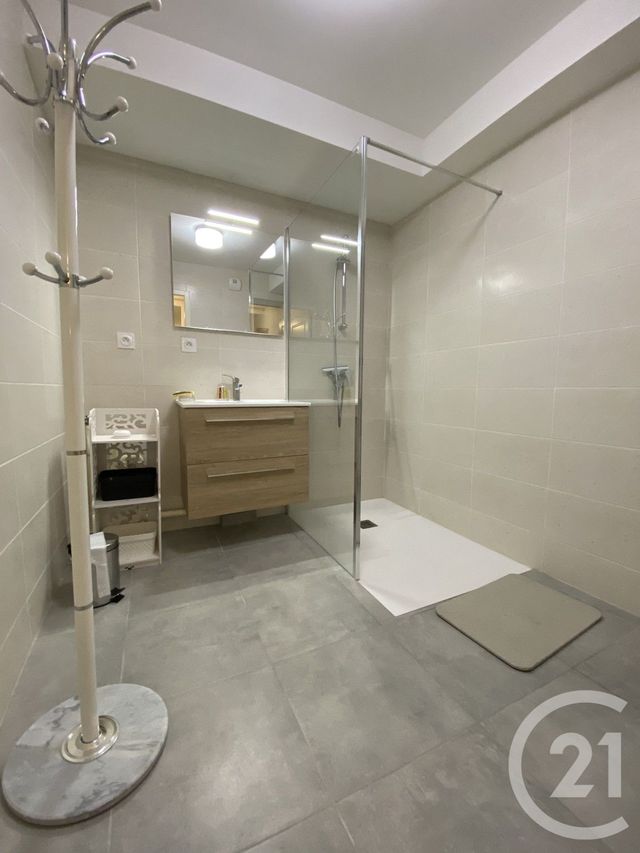 Appartement T3 à louer - 3 pièces - 77.32 m2 - BOIS D AMONT - 39 - FRANCHE-COMTE - Century 21 Sanac Immobilier