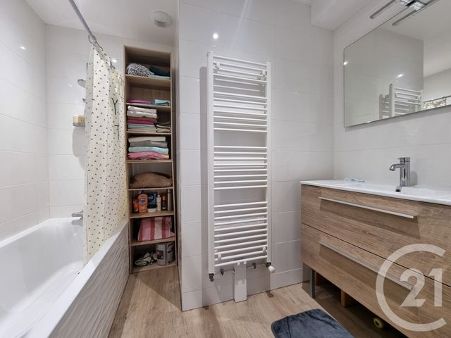 Appartement F4 à vendre - 4 pièces - 97.86 m2 - LES ROUSSES - 39 - FRANCHE-COMTE - Century 21 Sanac Immobilier