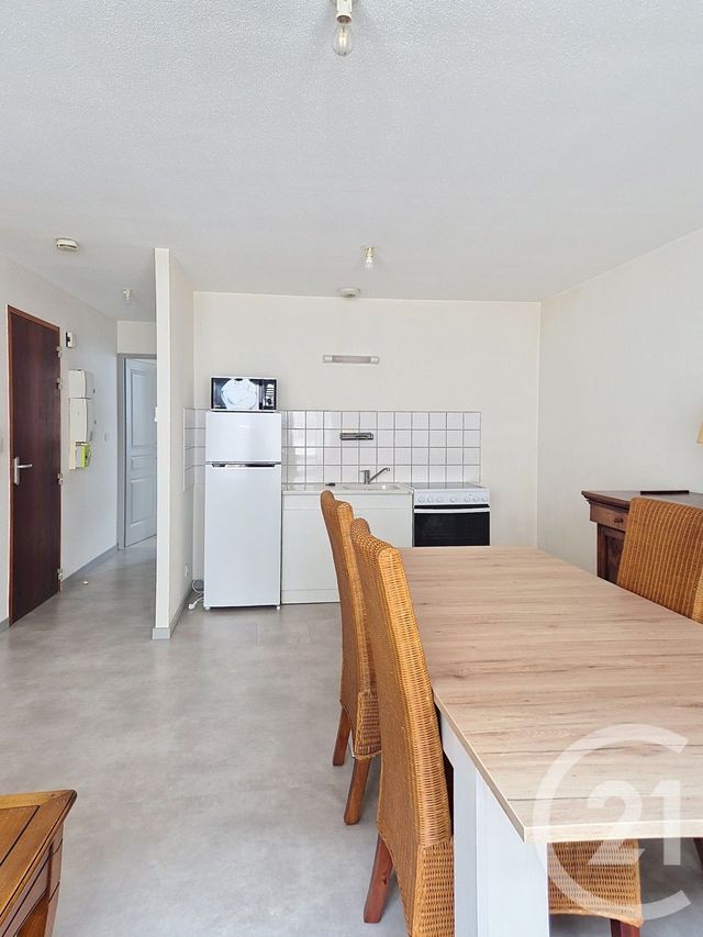 Appartement à louer - 2 pièces - 40.59 m2 - HAUTS DE BIENNE - 39 - FRANCHE-COMTE - Century 21 Sanac Immobilier