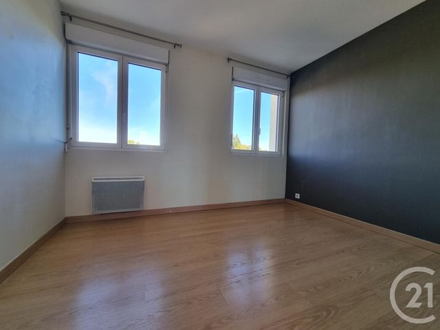 Afficher la photo en grand Appartement F4 à vendre - 4 pièces - 79.28 m2 - ST LAURENT EN GRANDVAUX - 39 - FRANCHE-COMTE - Century 21 Sanac Immobilier
