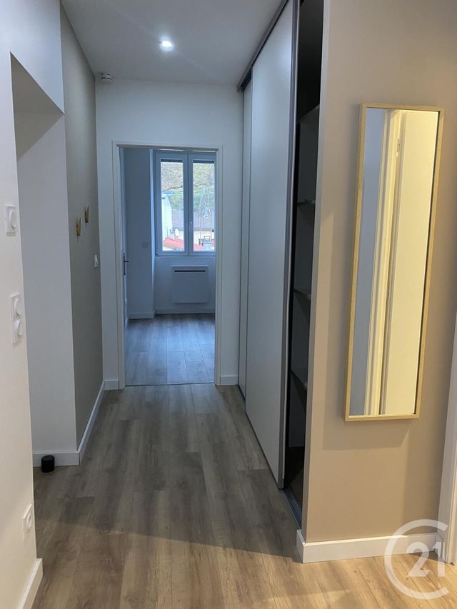 Appartement T2 à louer - 2 pièces - 53.77 m2 - HAUTS DE BIENNE - 39 - FRANCHE-COMTE - Century 21 Sanac Immobilier