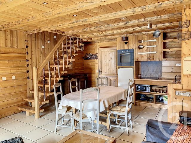 Appartement T4 à louer - 4 pièces - 85.2 m2 - LES ROUSSES - 39 - FRANCHE-COMTE - Century 21 Sanac Immobilier