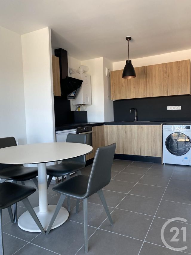 Appartement T2 à louer - 2 pièces - 45.08 m2 - LES ROUSSES - 39 - FRANCHE-COMTE - Century 21 Sanac Immobilier