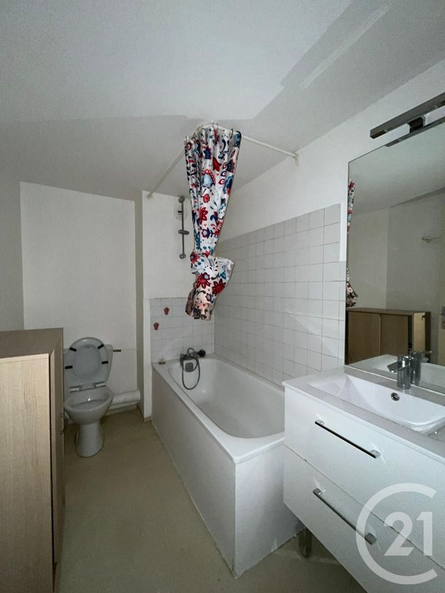 Appartement T2 à louer - 2 pièces - 36.71 m2 - HAUTS DE BIENNE - 39 - FRANCHE-COMTE - Century 21 Sanac Immobilier