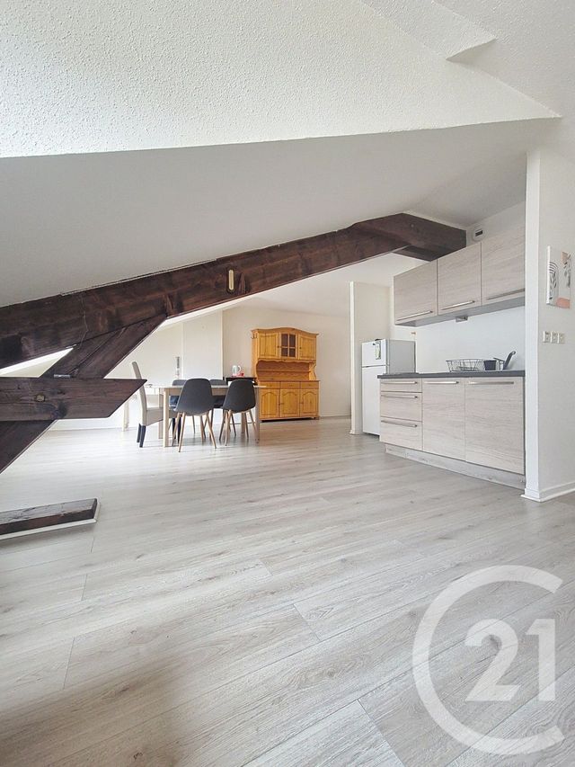 Appartement T3 à louer - 3 pièces - 57.52 m2 - HAUTS DE BIENNE - 39 - FRANCHE-COMTE - Century 21 Sanac Immobilier
