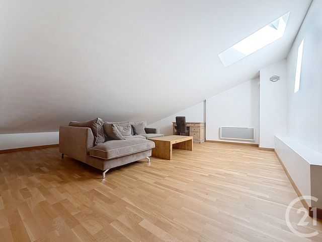 Appartement à vendre - 5 pièces - 73.39 m2 - LES ROUSSES - 39 - FRANCHE-COMTE - Century 21 Sanac Immobilier