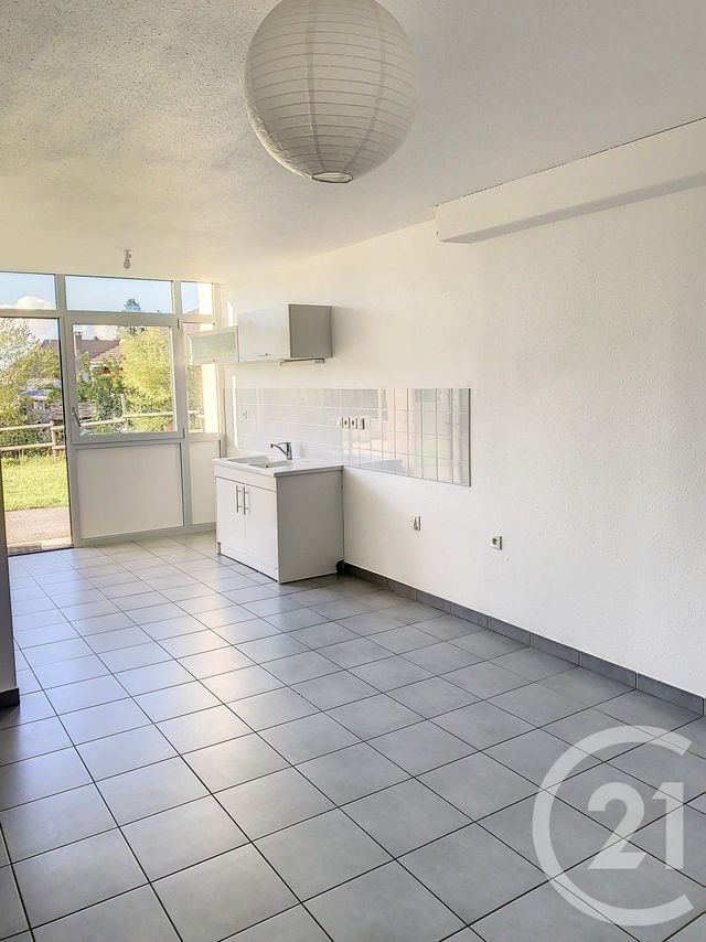 Appartement F4 à louer LES ROUSSES
