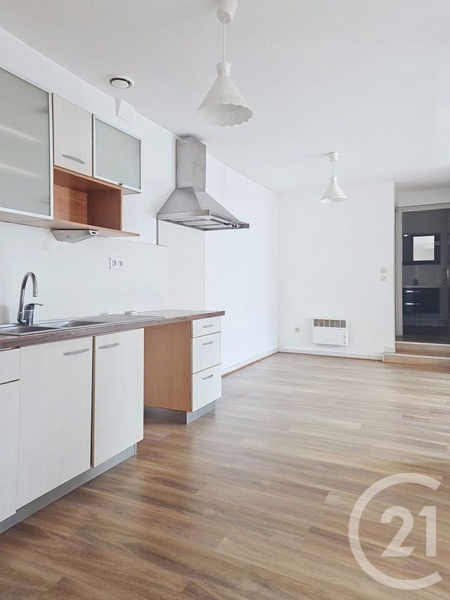 Appartement F3 à louer - 3 pièces - 69.25 m2 - HAUTS DE BIENNE - 39 - FRANCHE-COMTE - Century 21 Sanac Immobilier