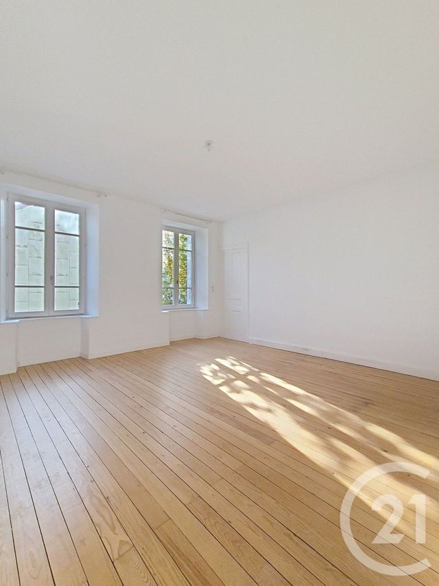 Appartement T5 à louer - 7 pièces - 166.23 m2 - ST LAURENT EN GRANDVAUX - 39 - FRANCHE-COMTE - Century 21 Sanac Immobilier
