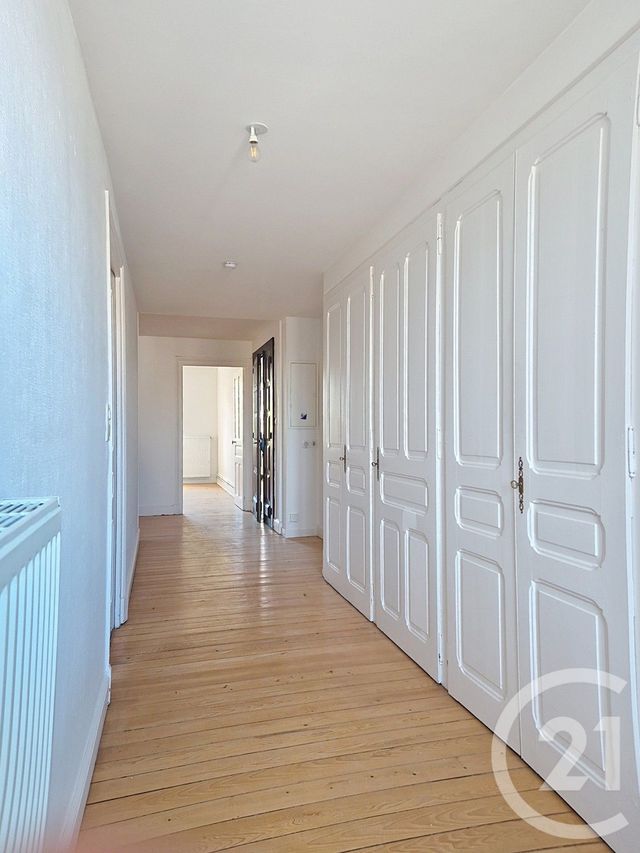 Appartement T5 à louer - 7 pièces - 166.23 m2 - ST LAURENT EN GRANDVAUX - 39 - FRANCHE-COMTE - Century 21 Sanac Immobilier