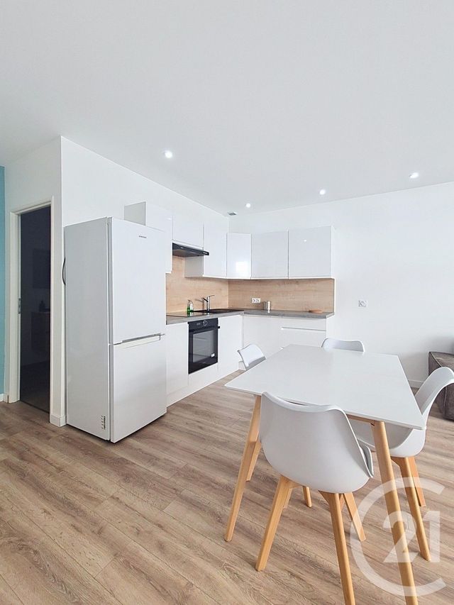 Appartement T2 à louer - 2 pièces - 49.3 m2 - HAUTS DE BIENNE - 39 - FRANCHE-COMTE - Century 21 Sanac Immobilier