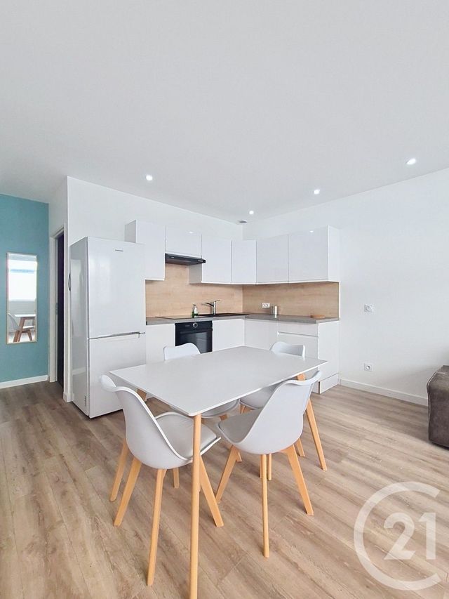 Appartement T2 à louer - 2 pièces - 49.3 m2 - HAUTS DE BIENNE - 39 - FRANCHE-COMTE - Century 21 Sanac Immobilier