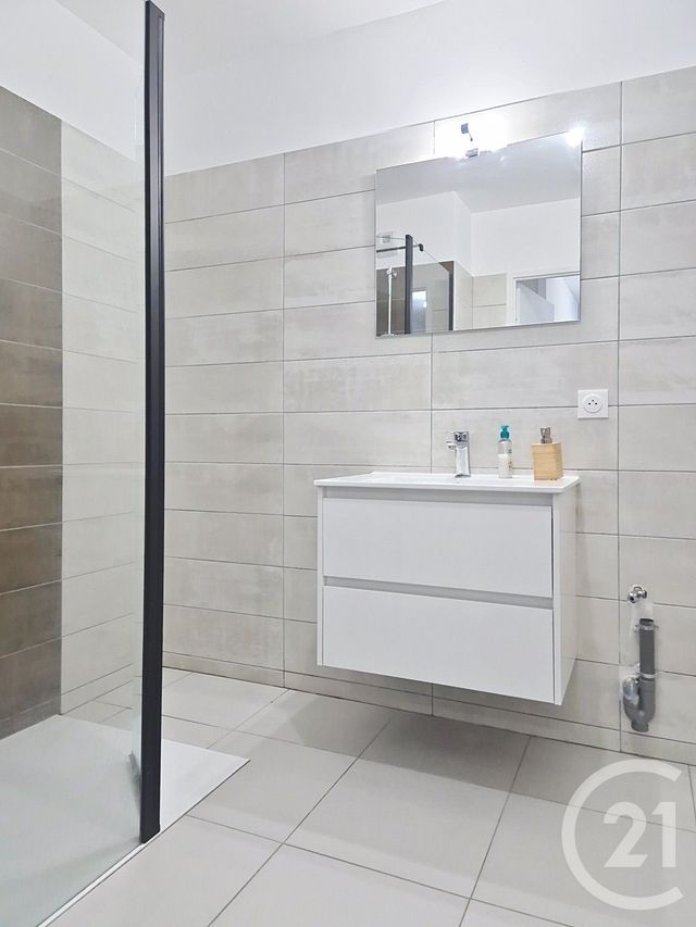Appartement F4 à louer - 4 pièces - 90.11 m2 - LES ROUSSES - 39 - FRANCHE-COMTE - Century 21 Sanac Immobilier