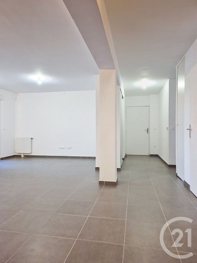 Appartement F4 à louer - 4 pièces - 90.11 m2 - LES ROUSSES - 39 - FRANCHE-COMTE - Century 21 Sanac Immobilier