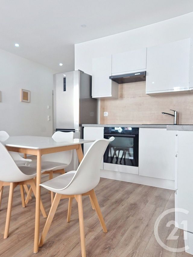 Appartement T2 à louer - 2 pièces - 54.24 m2 - HAUTS DE BIENNE - 39 - FRANCHE-COMTE - Century 21 Sanac Immobilier
