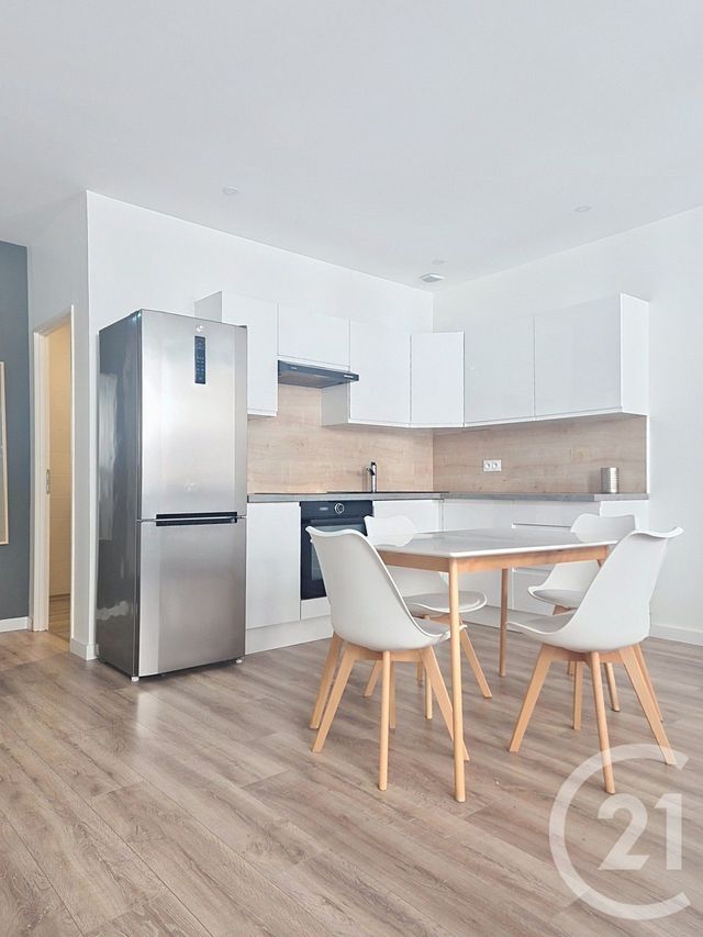 Appartement T2 à louer - 2 pièces - 54.24 m2 - HAUTS DE BIENNE - 39 - FRANCHE-COMTE - Century 21 Sanac Immobilier