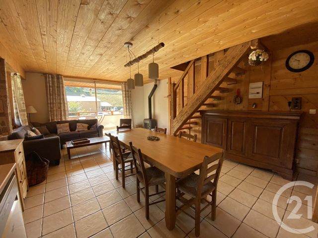 Appartement T4 à louer - 4 pièces - 88.6 m2 - LES ROUSSES - 39 - FRANCHE-COMTE - Century 21 Sanac Immobilier