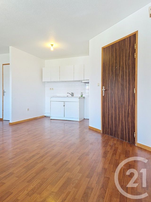 Appartement T4 à louer - 4 pièces - 65.33 m2 - LES ROUSSES - 39 - FRANCHE-COMTE - Century 21 Sanac Immobilier