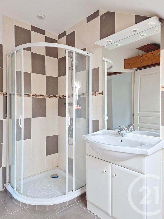 Appartement T2 à louer - 2 pièces - 34.74 m2 - MORBIER - 39 - FRANCHE-COMTE - Century 21 Sanac Immobilier
