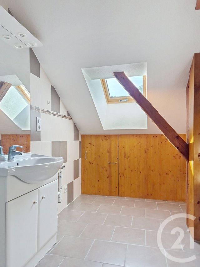 Appartement T2 à louer - 2 pièces - 34.74 m2 - MORBIER - 39 - FRANCHE-COMTE - Century 21 Sanac Immobilier