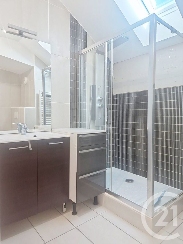 Appartement T4 à louer - 4 pièces - 80.8 m2 - LES ROUSSES - 39 - FRANCHE-COMTE - Century 21 Sanac Immobilier
