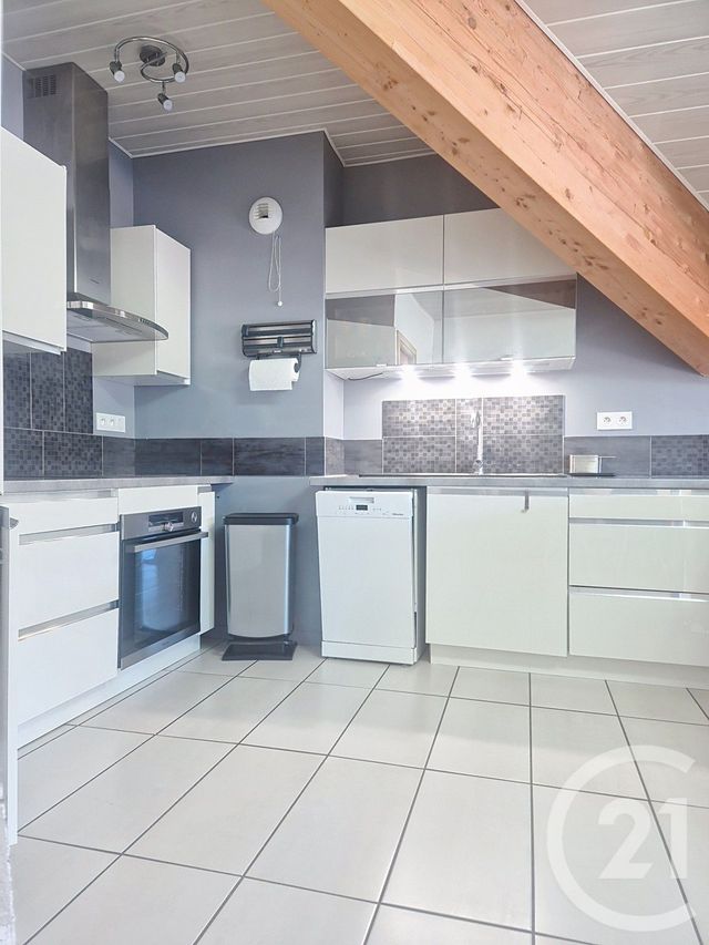 Appartement T4 à louer - 4 pièces - 80.8 m2 - LES ROUSSES - 39 - FRANCHE-COMTE - Century 21 Sanac Immobilier