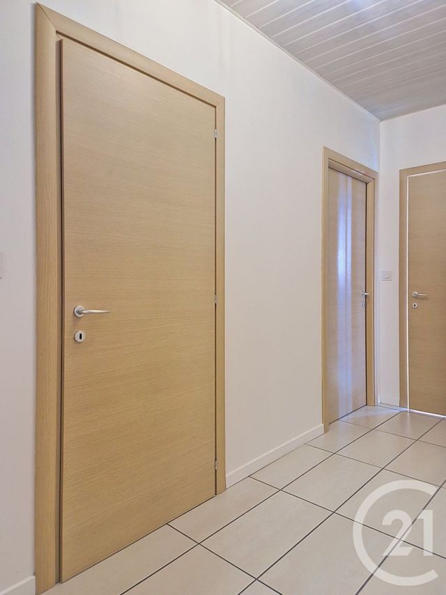 Appartement T4 à louer - 4 pièces - 80.8 m2 - LES ROUSSES - 39 - FRANCHE-COMTE - Century 21 Sanac Immobilier
