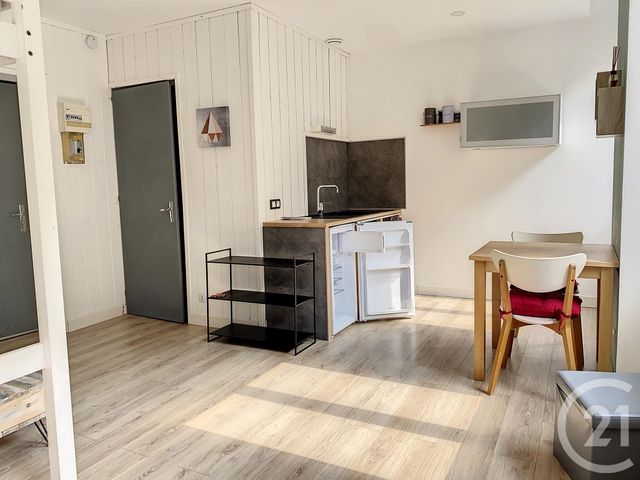 Appartement Studio à louer - 1 pièce - 20.9 m2 - HAUTS DE BIENNE - 39 - FRANCHE-COMTE - Century 21 Sanac Immobilier