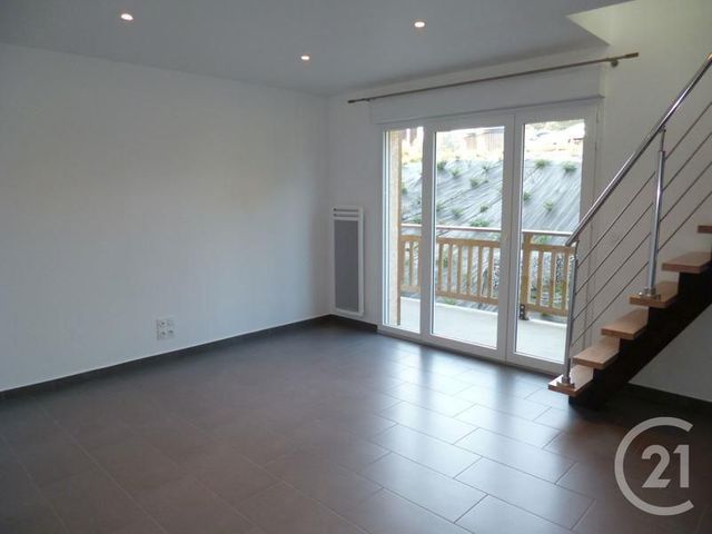Appartement Duplex à louer - 2 pièces - 63.5 m2 - LES ROUSSES - 39 - FRANCHE-COMTE - Century 21 Sanac Immobilier Appartement Duplex à louer - 2 pièces - 63.5 m2 - LES ROUSSES - 39 - FRANCHE-COMTE - Century 21 Sanac Immobilier