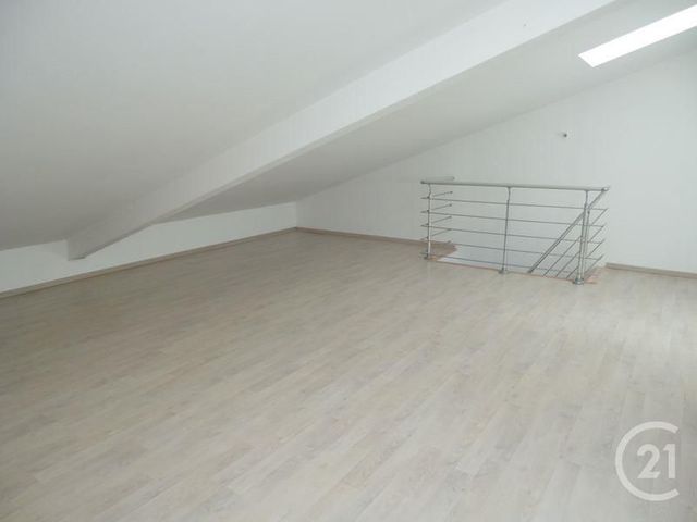 Appartement Duplex à louer - 2 pièces - 63.5 m2 - LES ROUSSES - 39 - FRANCHE-COMTE - Century 21 Sanac Immobilier Appartement Duplex à louer - 2 pièces - 63.5 m2 - LES ROUSSES - 39 - FRANCHE-COMTE - Century 21 Sanac Immobilier