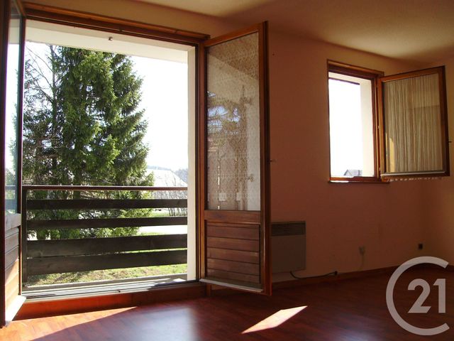 Studio à louer - 1 pièce - 25.5 m2 - LES ROUSSES - 39 - FRANCHE-COMTE - Century 21 Sanac Immobilier Studio à louer - 1 pièce - 25.5 m2 - LES ROUSSES - 39 - FRANCHE-COMTE - Century 21 Sanac Immobilier