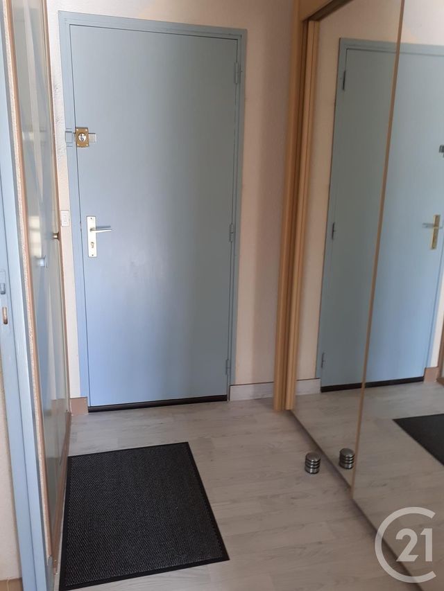 Afficher la photo en grand Studio à louer - 1 pièce - 28.0 m2 - PREMANON - 39 - FRANCHE-COMTE - Century 21 Sanac Immobilier