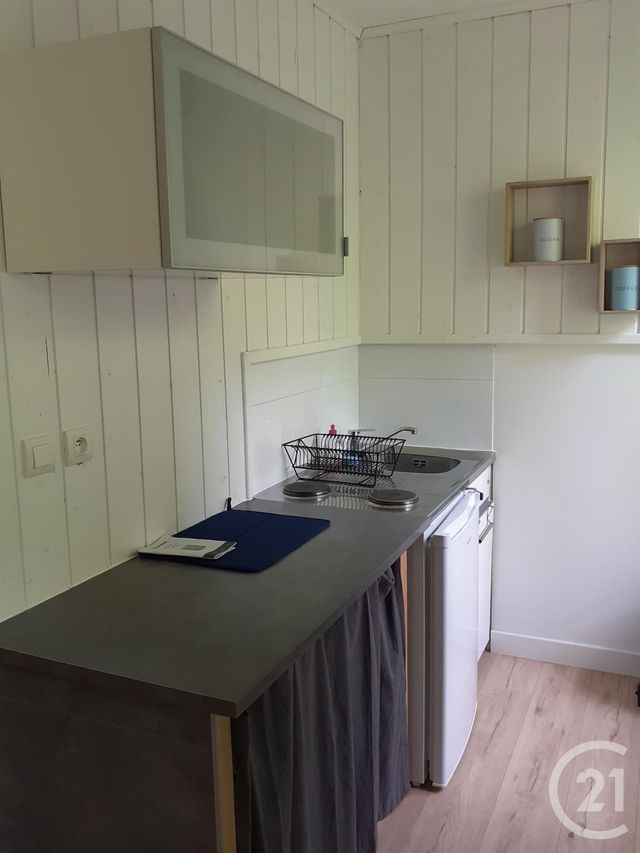 Afficher la photo en grand Studio à louer - 1 pièce - 19.49 m2 - HAUTS DE BIENNE - 39 - FRANCHE-COMTE - Century 21 Sanac Immobilier