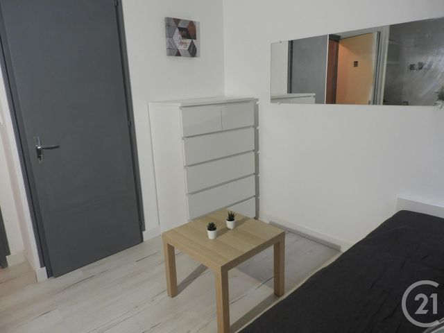 Afficher la photo en grand Studio à louer - 1 pièce - 15.23 m2 - HAUTS DE BIENNE - 39 - FRANCHE-COMTE - Century 21 Sanac Immobilier
