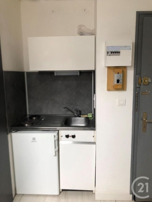 Afficher la photo en grand Studio à louer - 1 pièce - 11.0 m2 - HAUTS DE BIENNE - 39 - FRANCHE-COMTE - Century 21 Sanac Immobilier