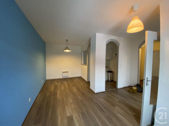 Appartement T2 à louer - 2 pièces - 60.0 m2 - HAUTS DE BIENNE - 39 - FRANCHE-COMTE - Century 21 Sanac Immobilier